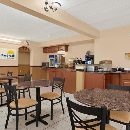 Days Inn By Wyndham Hagerstown I-70 Kültér fotó